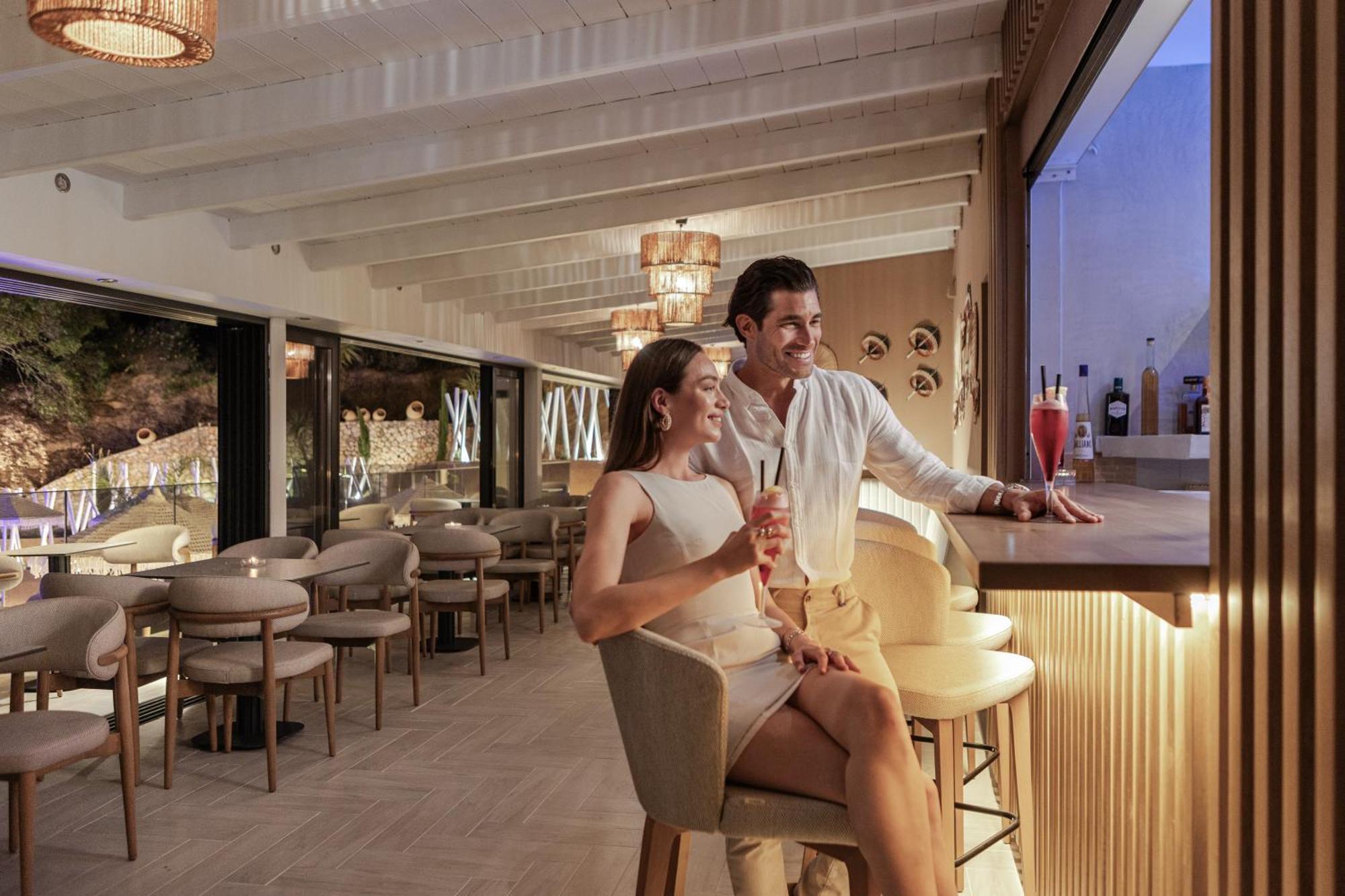 The "L" Suites & Apartments อาร์กอสโตลี ภายนอก รูปภาพ